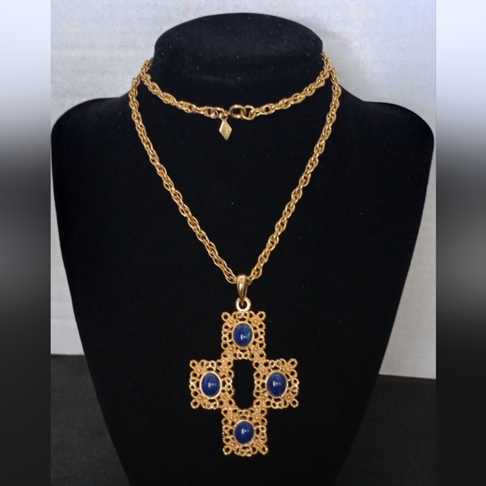 Vintage Sarah Coventry Signed Brutalist Lapis Crucifix Cardinal Cross Pendant 3"